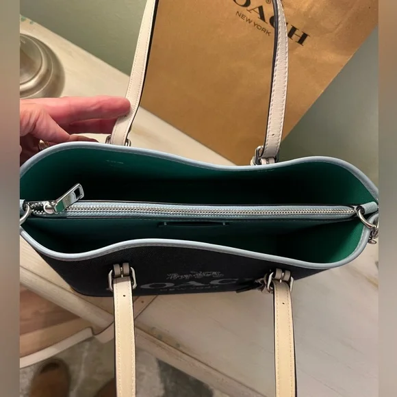 Coach Mollie Tote 25 Crossbody 2-Way Denim Ochre New without tags - Picture 7 of 9